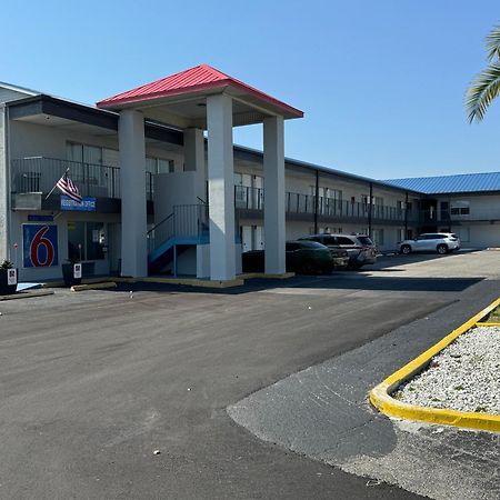Motel 6 Englewood, Fl Exterior foto